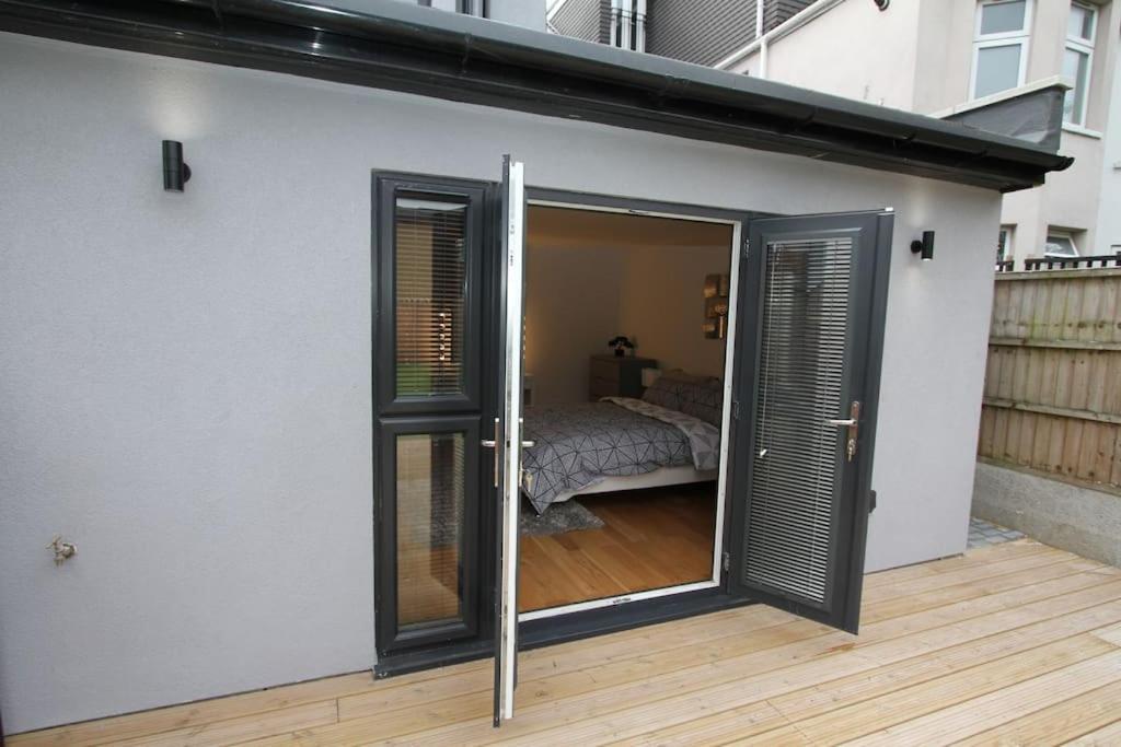 Lovely One Bed Apartment-Near All Transport-Village-Freeparking London Bagian luar foto